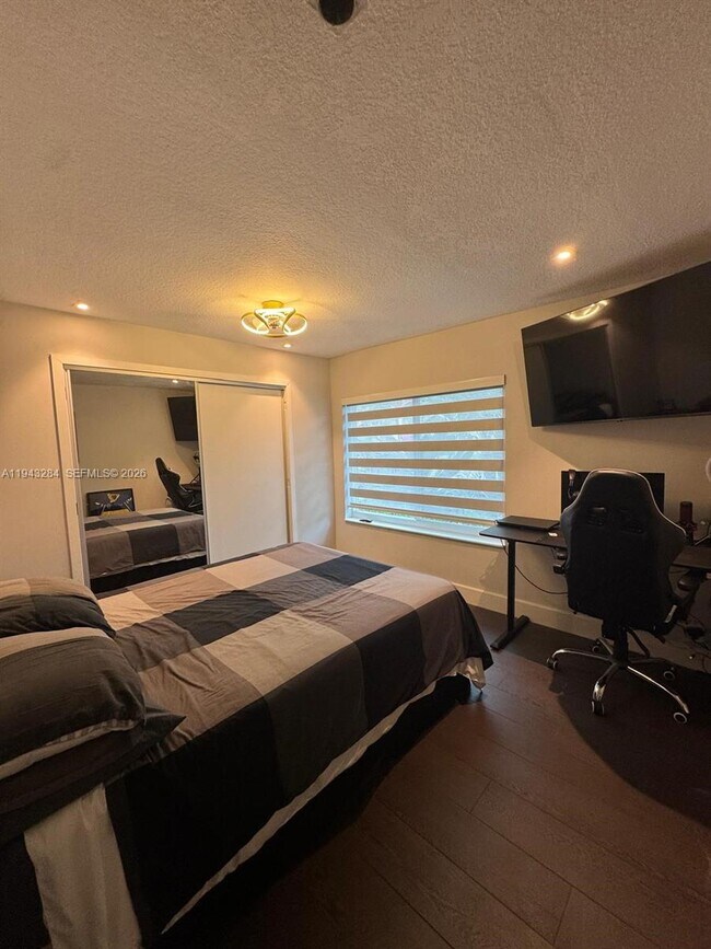 Building Photo - 16440 Ruby Lake