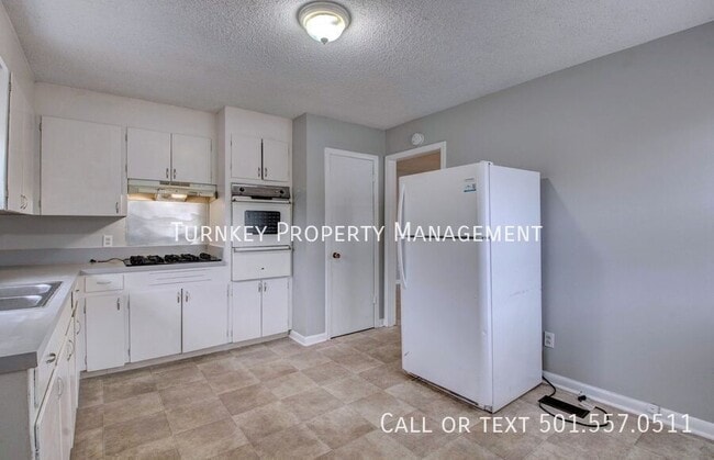 Building Photo - 7305 Kentucky Ave