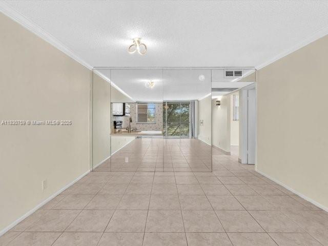 Building Photo - 9311 Orange Grove Dr