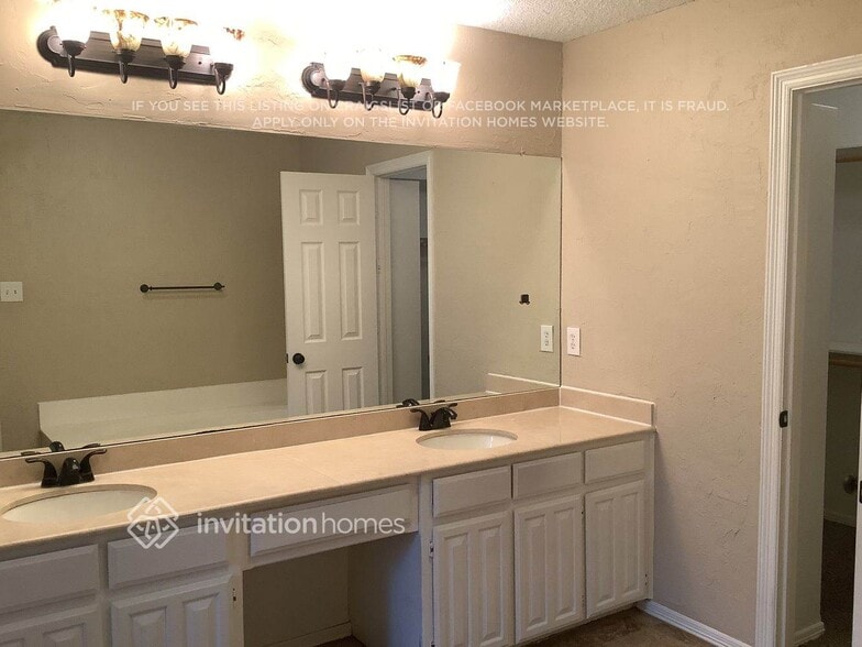 Building Photo - 1409 Fairhaven Dr