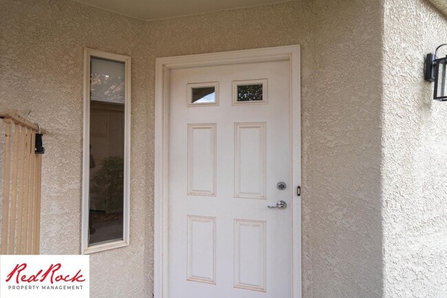 Building Photo - 3 Bedroom Home in Hurricane with Community Pool