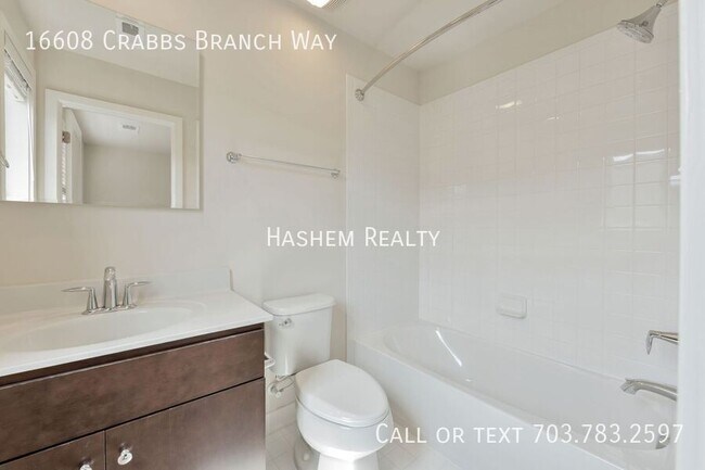 Building Photo - 16608 Crabbs Branch Way