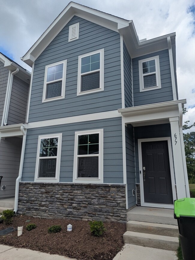 Building Photo - 677 Mirkwood Ave