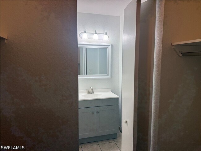 Building Photo - 8285 Ibis Club Dr