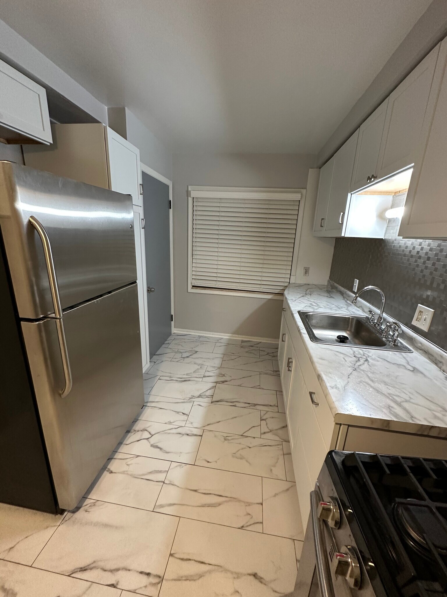 Building Photo - 11668 San Jose