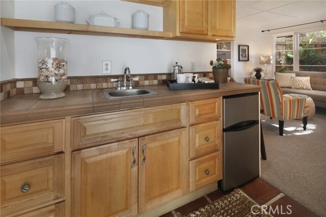 Building Photo - 2856 Rounsevel Terrace
