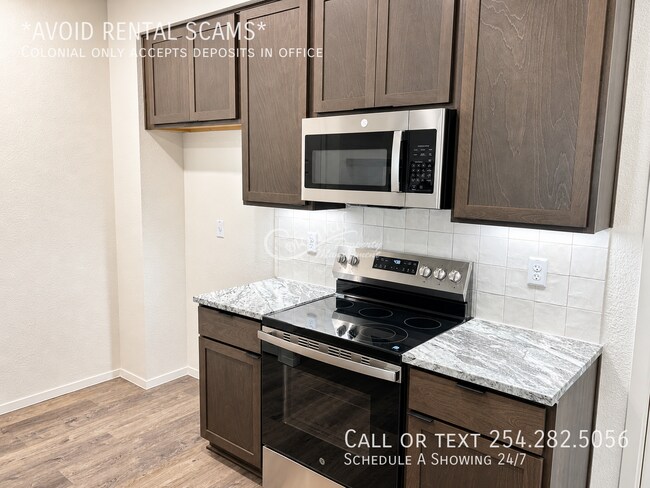 Building Photo - 1607 Crooked River
