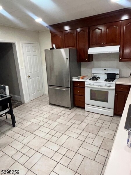 Building Photo - 114 Ely St