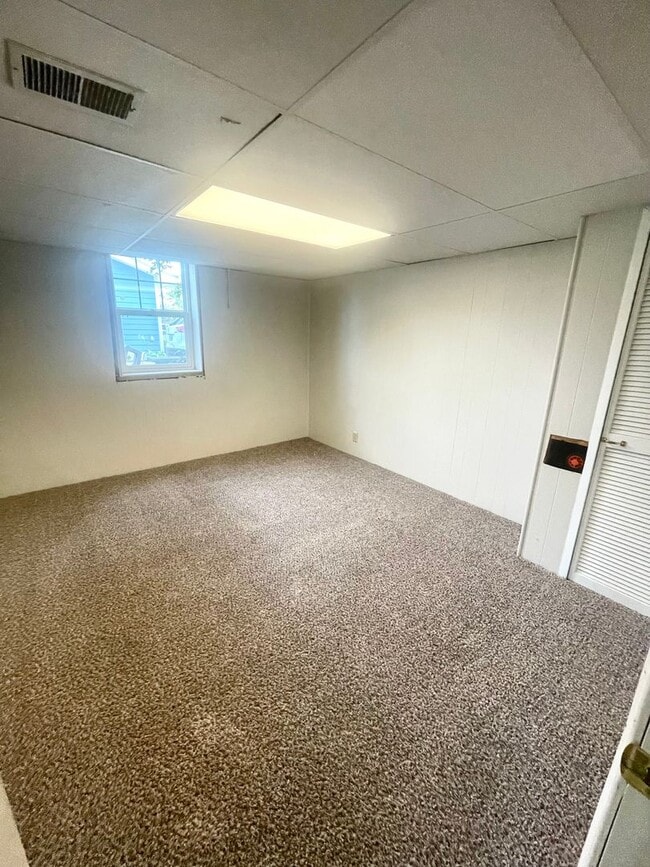 Building Photo - 9232 Ames Ave