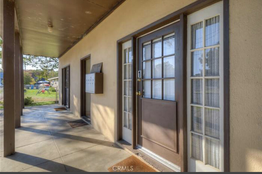 Front door lower level - 1440 3rd Ave