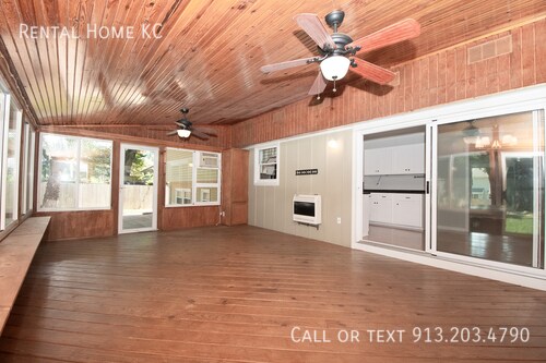 Building Photo - 15118 W 83rd St
