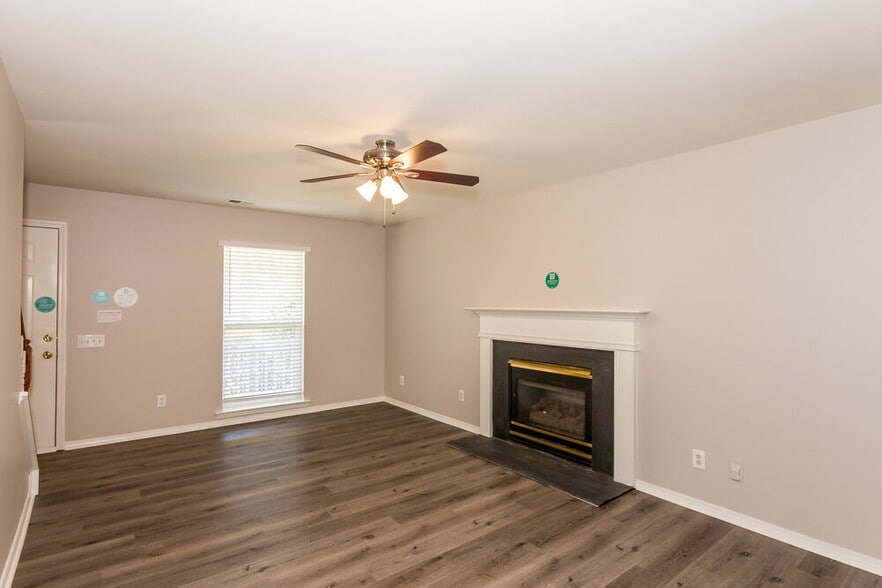 Building Photo - 12526 Cheryl Anne Pl