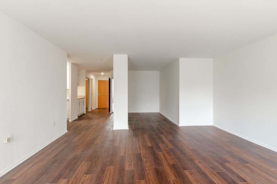 Interior Photo - Westminster Arch Apartments