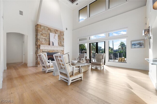 Building Photo - 12611 Apopka Ct