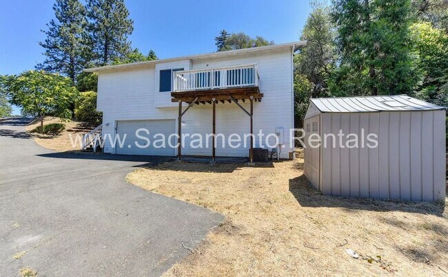 Building Photo - 3 br, 2.5 bath House - 567 Landis Circle