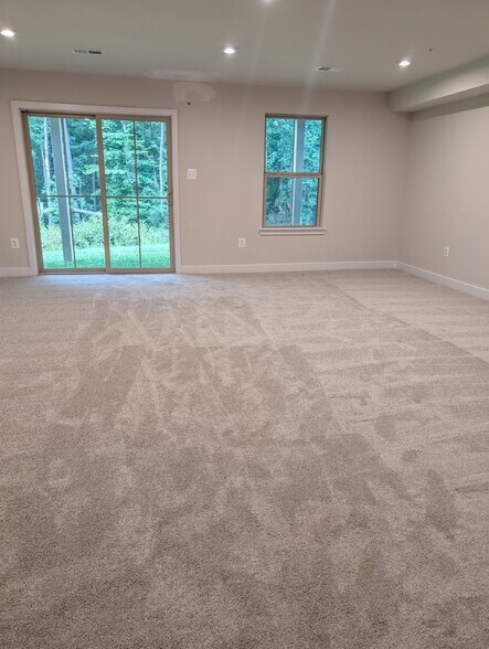Building Photo - 9651 Klamath Ct