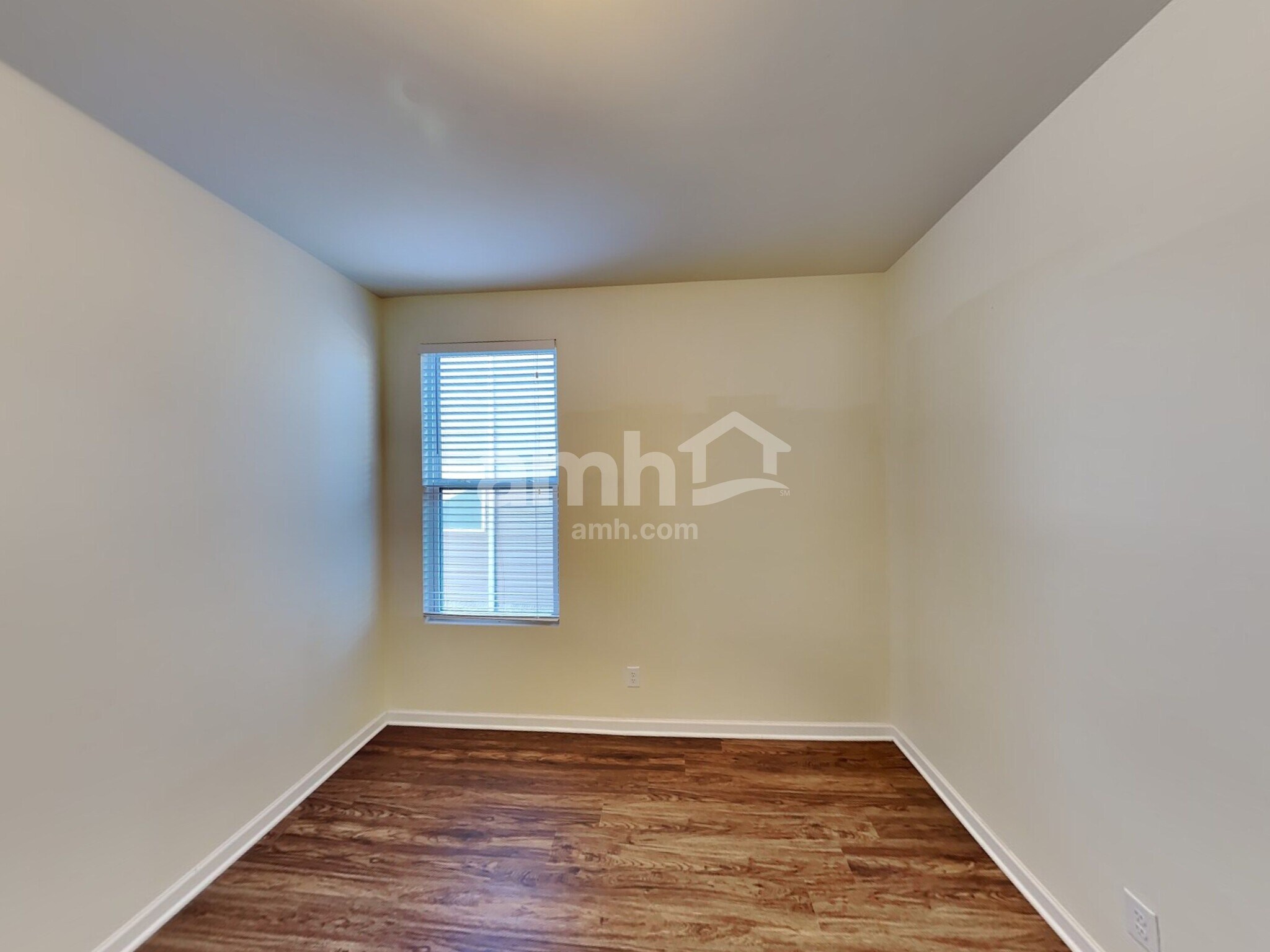 Building Photo - 1241 Riverbirch Way