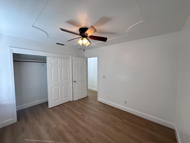 Building Photo - 2378 Grapewood Ct