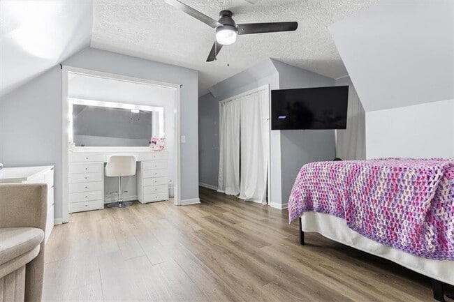 Building Photo - 1646 Desford Ct SW