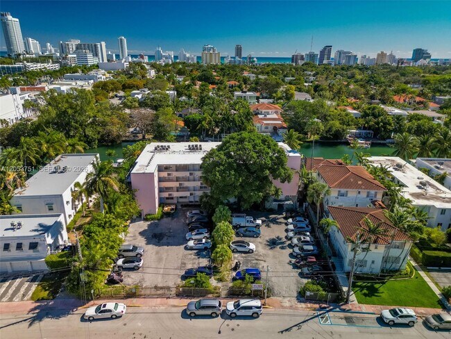 Building Photo - 4011 Meridian Ave