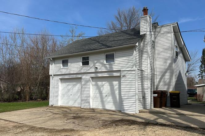 Building Photo - 1121 8th Ave