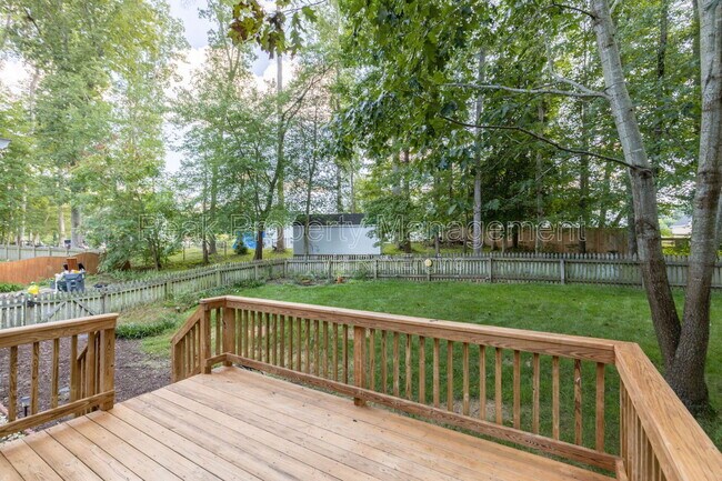 Building Photo - 5200 Parrish Creek Dr