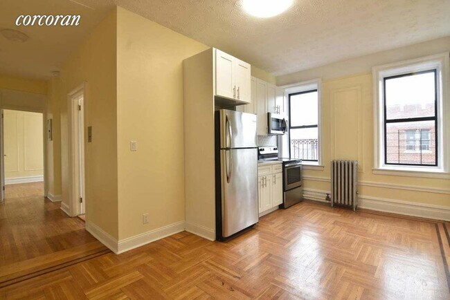 Building Photo - 39 E 21st St