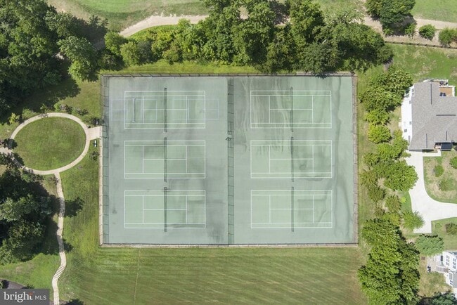 Building Photo - 15305 Kettlebaston Ln