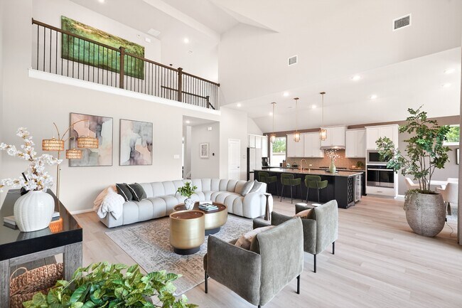 Building Photo - 21967 Gateway Arch Dr