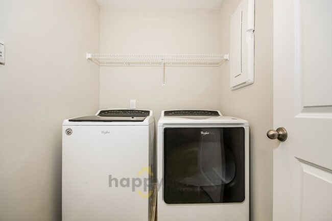 Building Photo - 3 Bedroom 2.5 Bath Home in Cane Bay Plantation of Summerville!