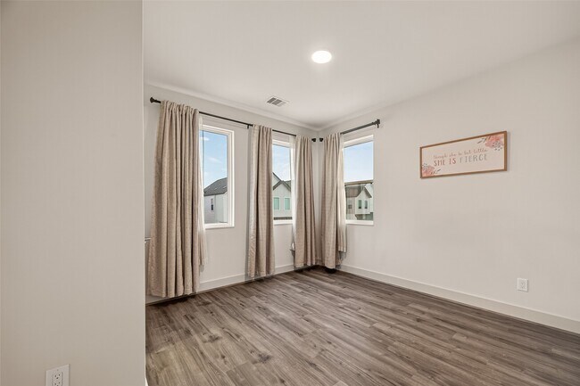 Building Photo - 4418 Bora Bora Ln