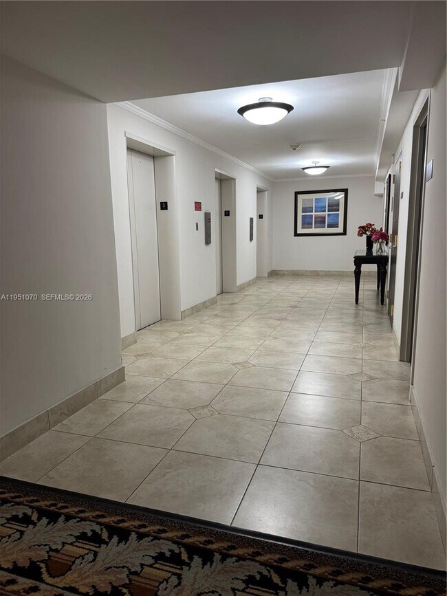 Building Photo - 2801 NE 183rd St