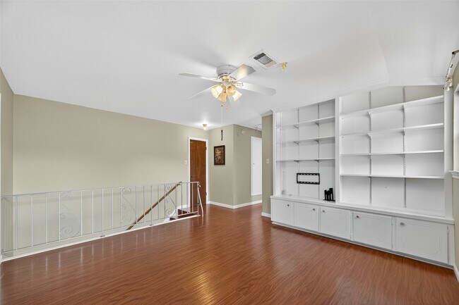 Building Photo - 9123 Langdon Ln