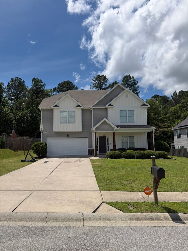 Building Photo - Welcome to your new home!