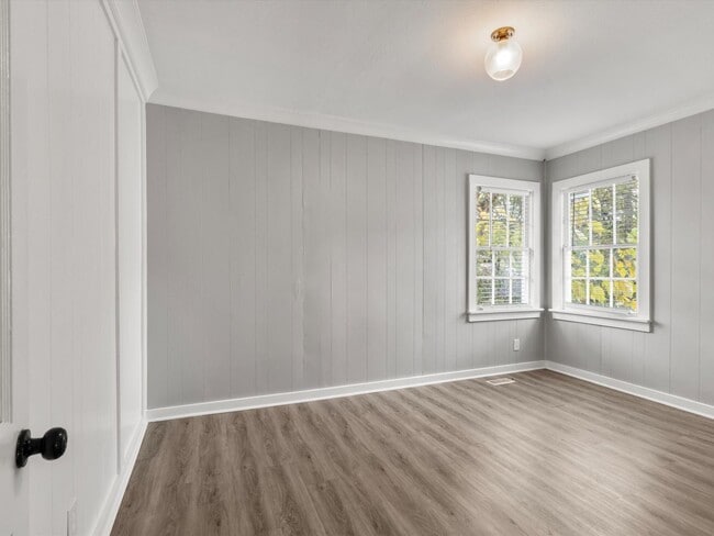 Building Photo - Fully Remodeled Corner-Lot Home Just Minutes from RSA & I-565!