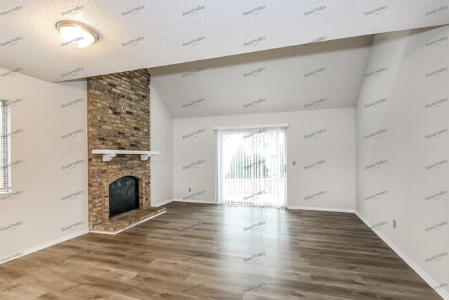 Building Photo - 1612 Award Dr