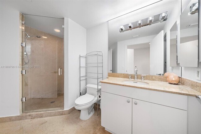 Building Photo - 4779 Collins Ave