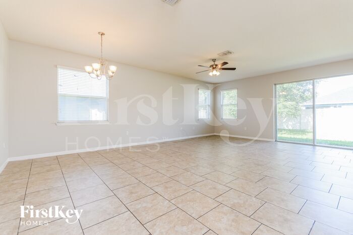 Building Photo - 1746 Sereno Dr