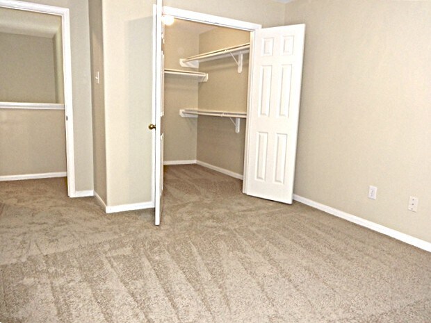Building Photo - 2906 Tara Gables Ct