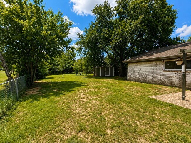 Building Photo - 1407 Skrivanek Ct