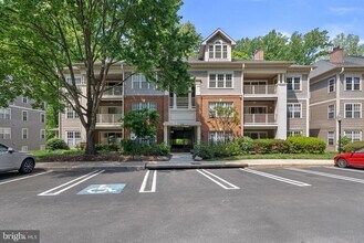 Building Photo - 111 Timberbrook Ln