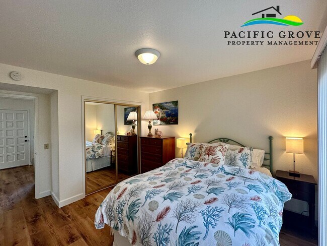 Building Photo - 308-1-F-HL