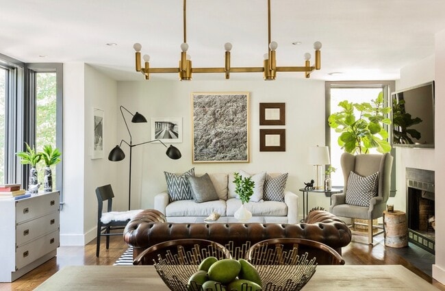 Building Photo - 54 Trowbridge St