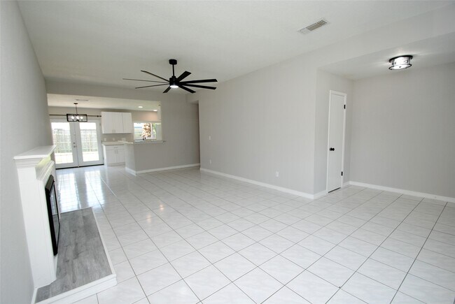 Building Photo - 22831 John Rolfe Ln