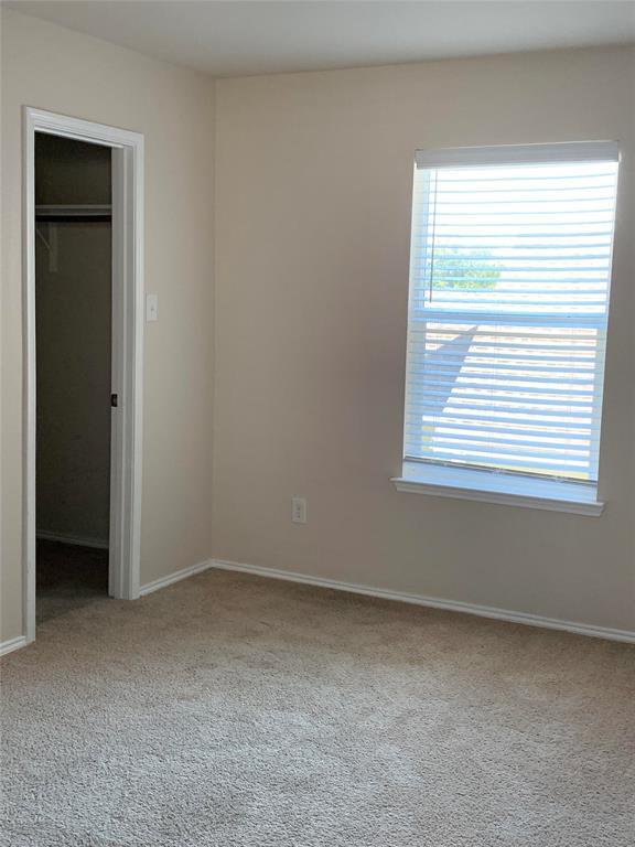 Building Photo - 9313 Waterman Dr