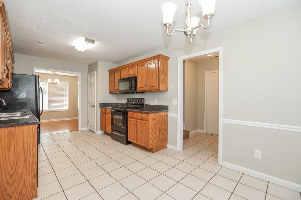 Building Photo - 9006 Nevada Ave