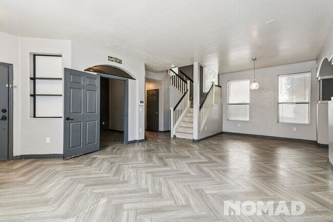 Building Photo - Spacious 4BR House in Litchfield Park