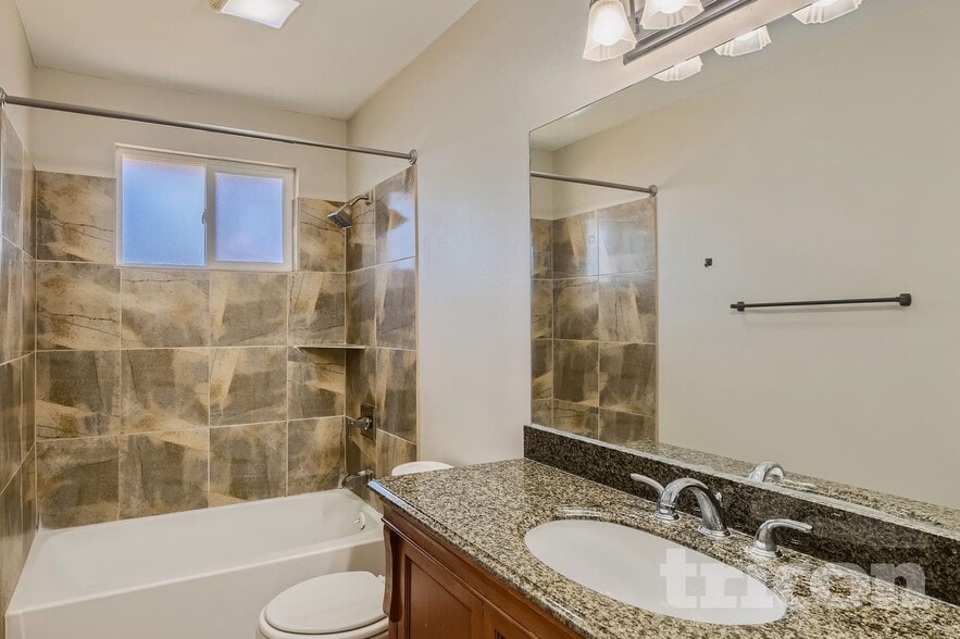 Building Photo - 478 Havasu St