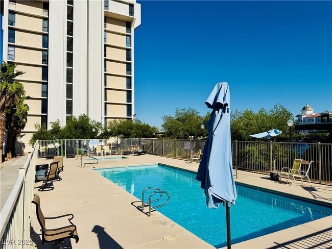 Building Photo - 3930 University Center Dr