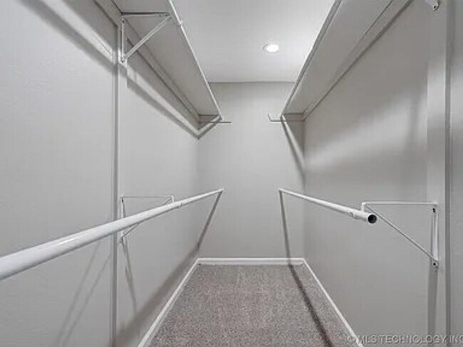 Building Photo - Spacious and Updated Three Bedroom Home with Large Backyard!!